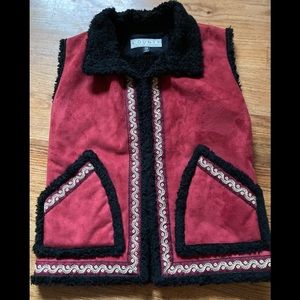 - County clothing  fleece xs vest red and black